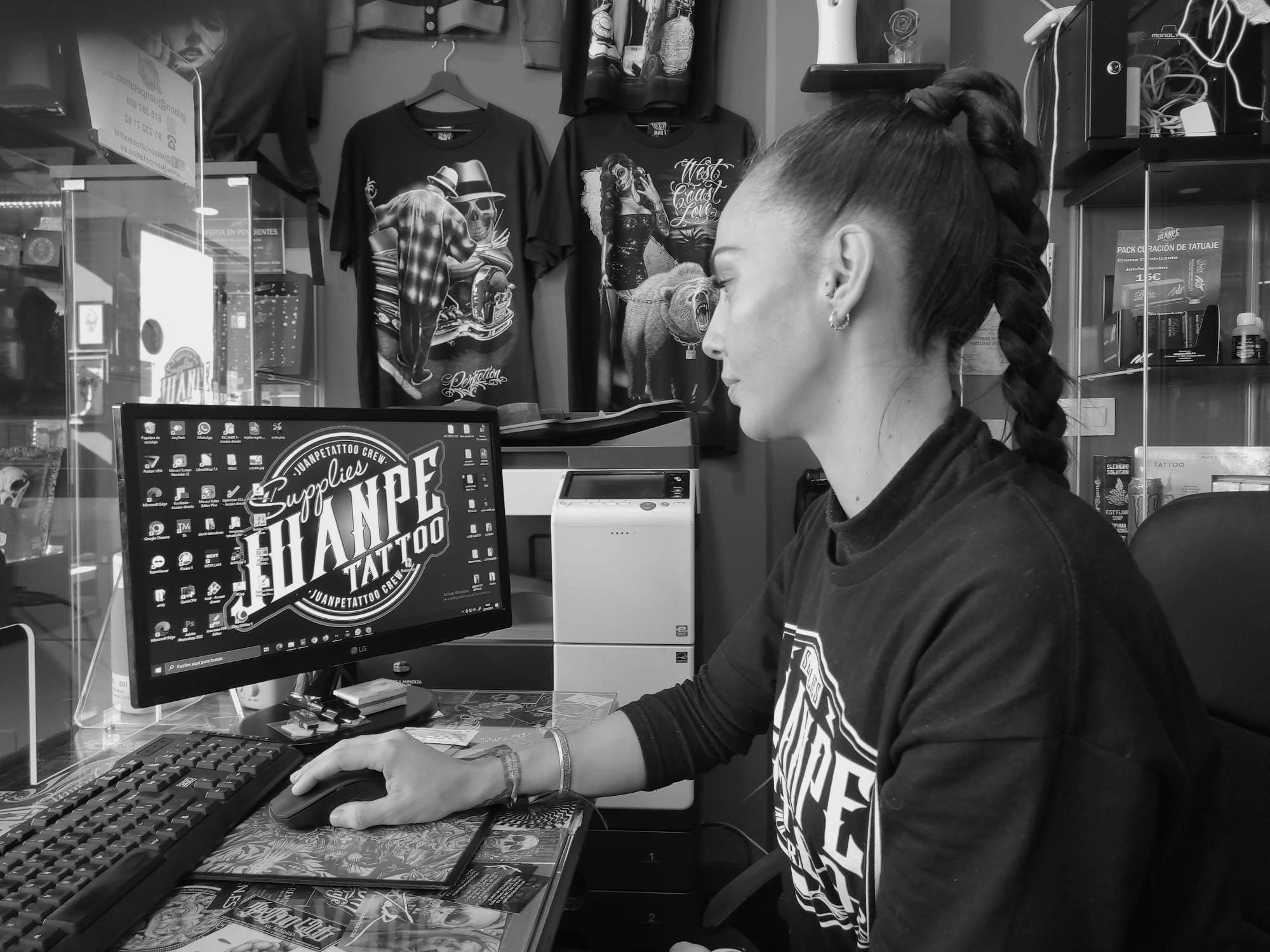 Perfil - estudio de tatuajes
