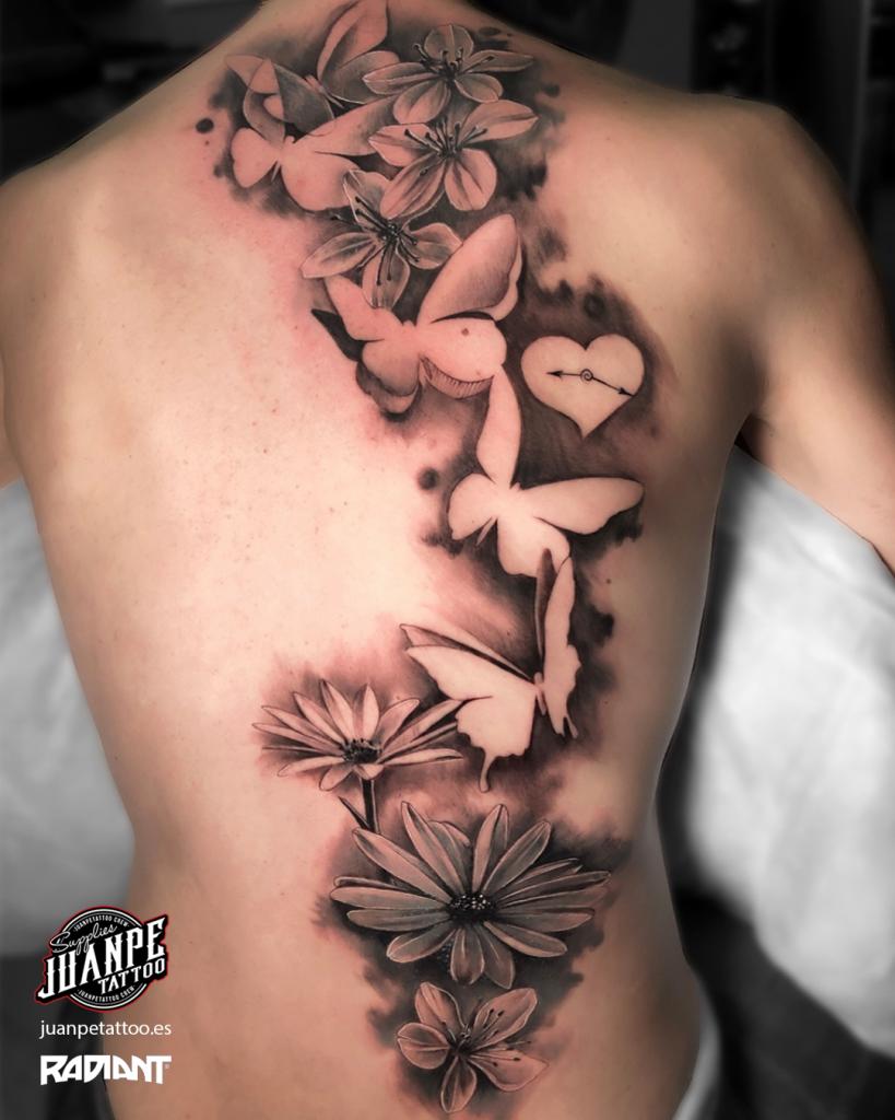 realismo mariposas flores juanpetattoo - estudio de tatuajes ideas tatuajes hermanas