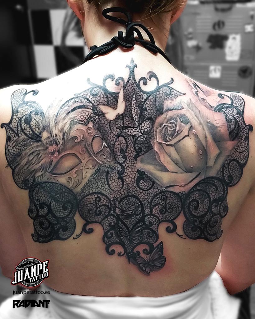 tatuaje realismo mascara rosa juanpetattoo - estudio de tatuajes tatuaje realismo mascara rosa juanpetattoo - estudio de tatuajes
