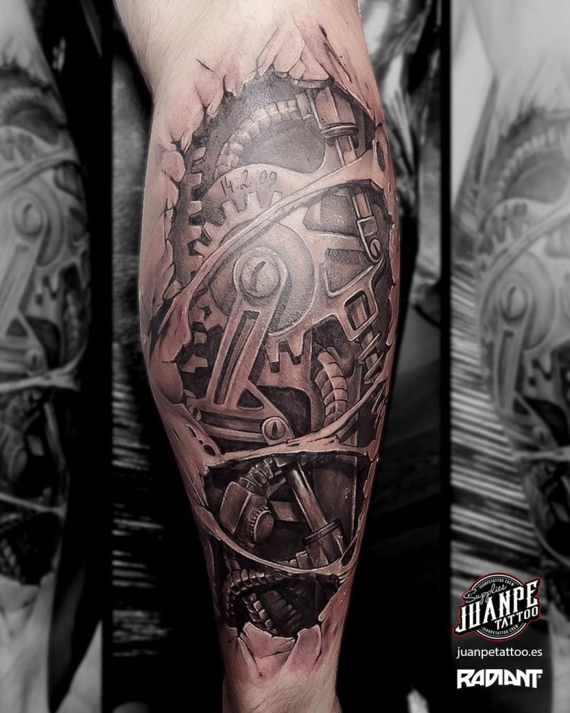 03-tatuaje-biomecanico-juanpetattoo
