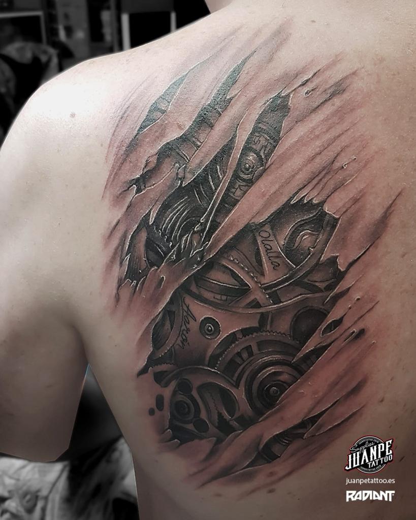 05-tatuaje-biomecanico-juanpetattoo