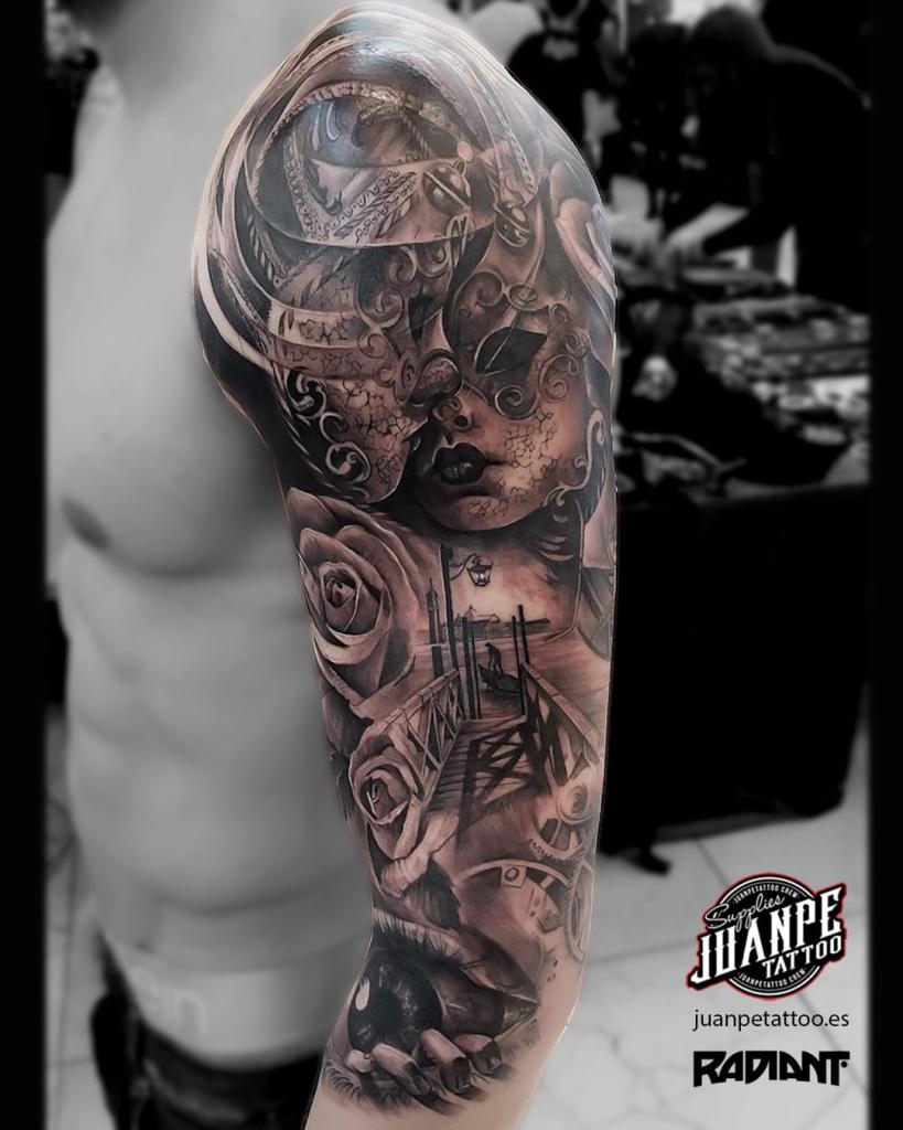 tatuaje-realismo-mascaras-venecia-juanpetattoo-2